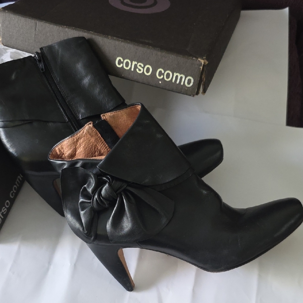 Corso Como Black Heeled Boots with Bow Detail